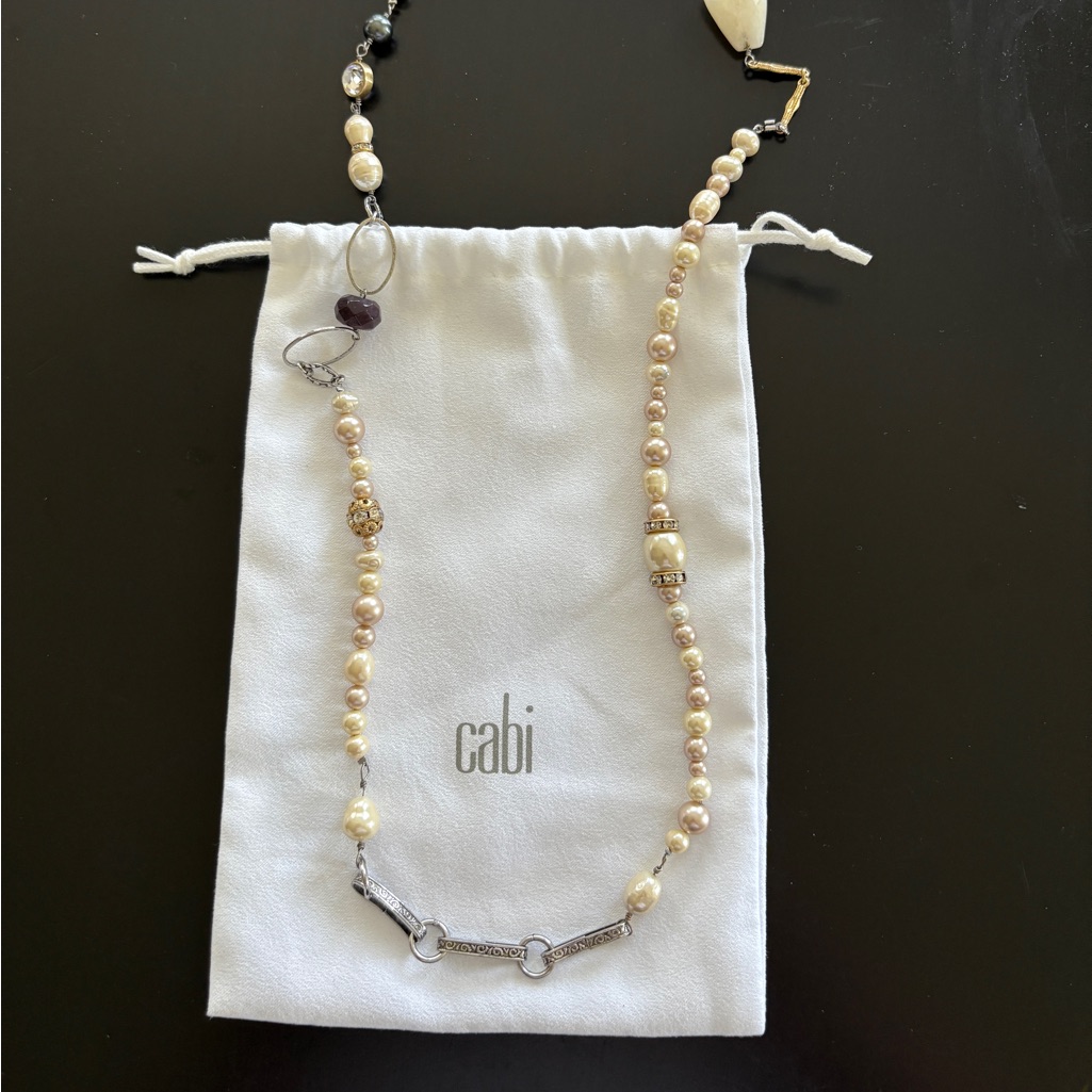 Cabi Cream And Gold Elegant Necklace 36$